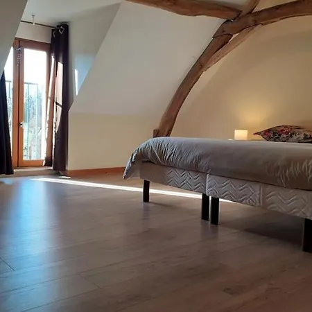 La Gouletterie Classe 3* Avec Piscine * Thoree-les-Pins