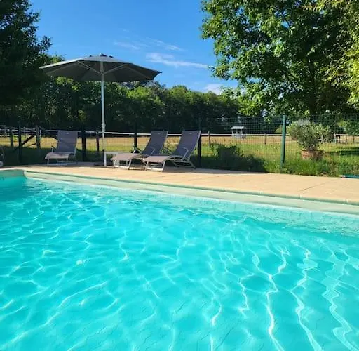 La Gouletterie Classe 3* Avec Piscine